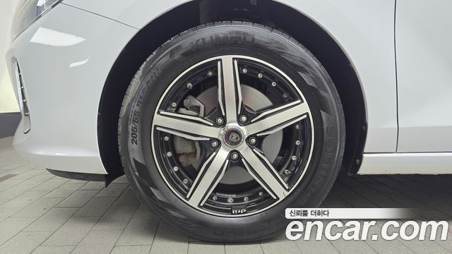 Hyundai i30 (PD) 1.4 Turbo Style 2018 — фото 5