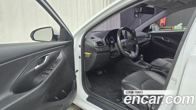 Hyundai i30 (PD) 1.4 Turbo Style 2018 — фото 10