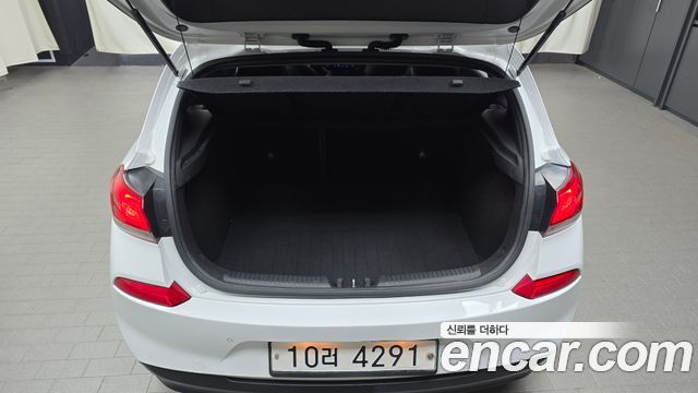 Hyundai i30 (PD) 1.4 Turbo Style 2018 — фото 28