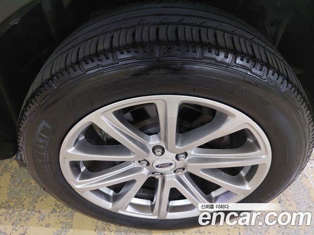 Ford Explorer 2.3 Limited 4WD 5th 2017 — фото 19