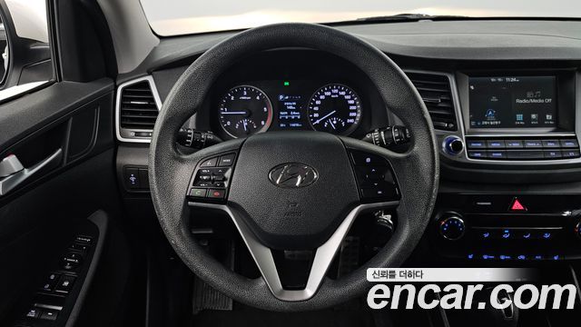 Hyundai Tucson Diesel 1.7 2WD Style 2016 — фото 17