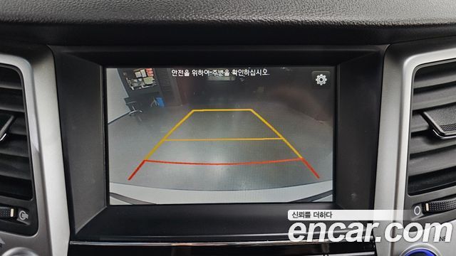 Hyundai Tucson Diesel 1.7 2WD Style 2016 — фото 19