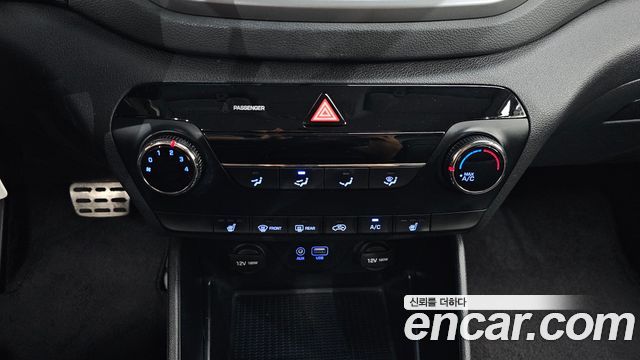 Hyundai Tucson Diesel 1.7 2WD Style 2016 — фото 21