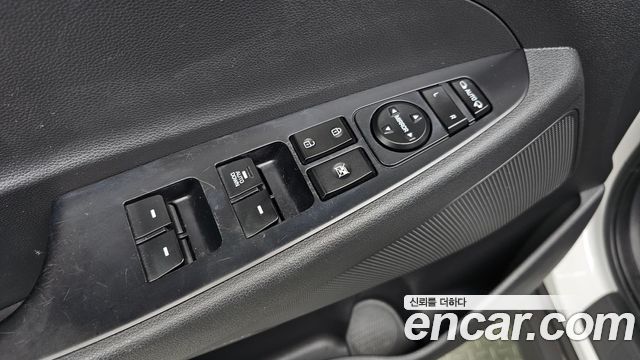 Hyundai Tucson Diesel 1.7 2WD Style 2016 — фото 23