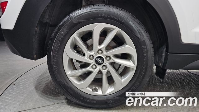Hyundai Tucson Diesel 1.7 2WD Style 2016 — фото 27