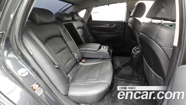 Hyundai Grandeur (IG) 3.0 LPi Modern (Rental Car) 2018 — фото 11