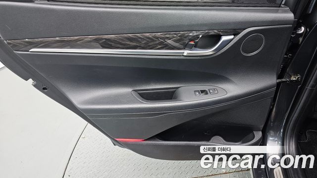 Hyundai Grandeur (IG) 3.0 LPi Modern (Rental Car) 2018 — фото 25