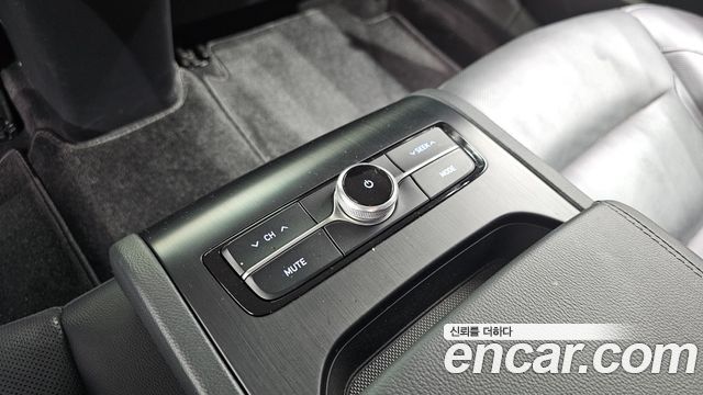 Hyundai Grandeur (IG) 3.0 LPi Modern (Rental Car) 2018 — фото 30