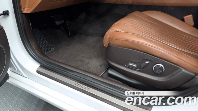 Genesis G80 (RG3) Gasoline 2.5 Turbo 2WD 2022 — фото 38