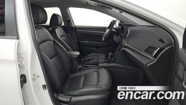 Hyundai Avante (AD) 1.6 GDI Value Plus 2018 — фото 11