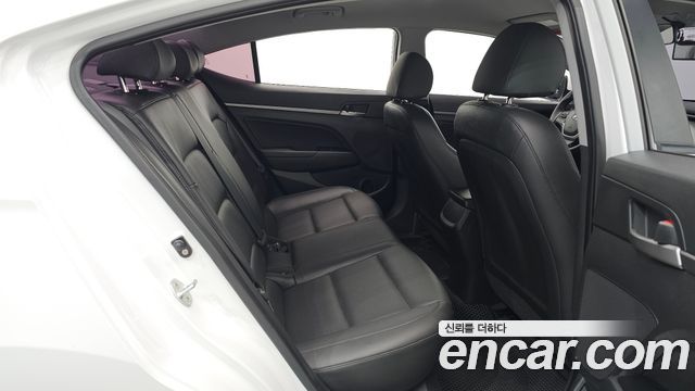 Hyundai Avante (AD) 1.6 GDI Value Plus 2018 — фото 12