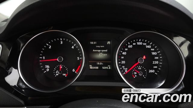Volkswagen Jetta 2.0 TDI BlueMotion Premium 6th 2015 — фото 8