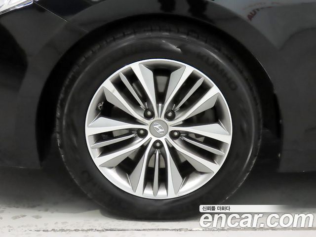 Hyundai Grandeur (HG) HG240 Modern Collection 2017 — фото 24