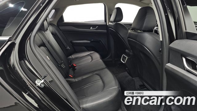 Kia K5 (III) 2.0 Trendy 2023 — фото 12