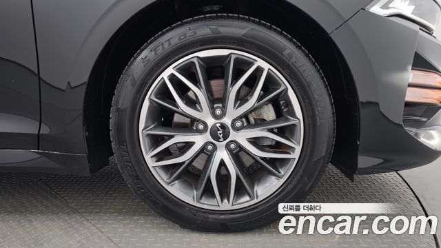 Kia K5 (III) 2.0 Trendy 2023 — фото 21