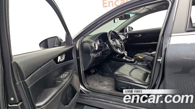 Kia K3 (II) 1.6 Noblesse 2022 — фото 10