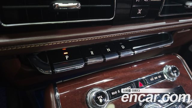 Lincoln Aviator (II) 3.0 Black Label AWD 2023 — фото 9