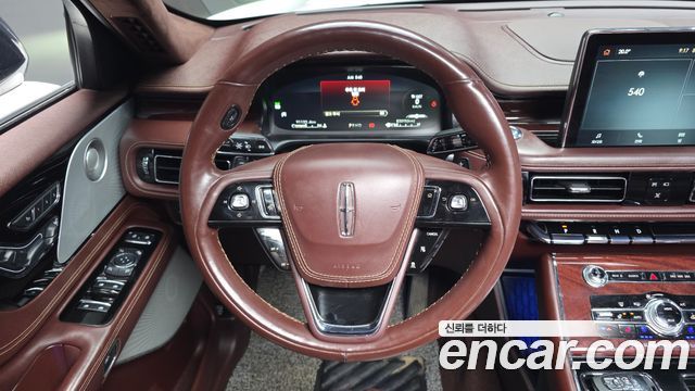 Lincoln Aviator (II) 3.0 Black Label AWD 2023 — фото 15