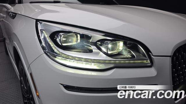 Lincoln Aviator (II) 3.0 Black Label AWD 2023 — фото 22
