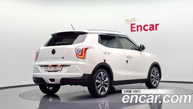 KG Mobility (SsangYong) Tivoli Diesel VX 2WD 2016 — фото 2