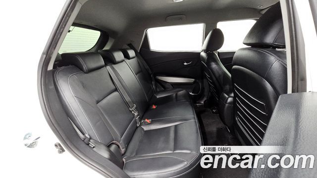 KG Mobility (SsangYong) Tivoli Diesel VX 2WD 2016 — фото 12