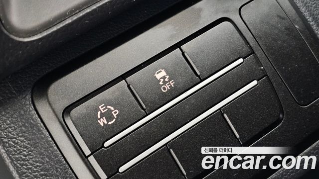 KG Mobility (SsangYong) Tivoli Diesel VX 2WD 2016 — фото 13