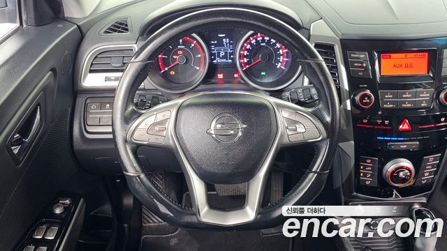 KG Mobility (SsangYong) Tivoli Diesel VX 2WD 2016 — фото 15