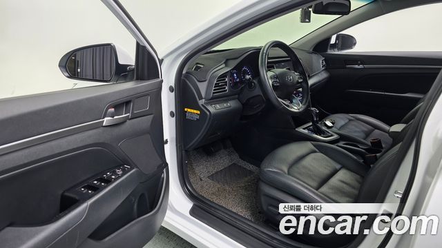 Hyundai Avante (AD) 1.6 Smart 2019 — фото 11