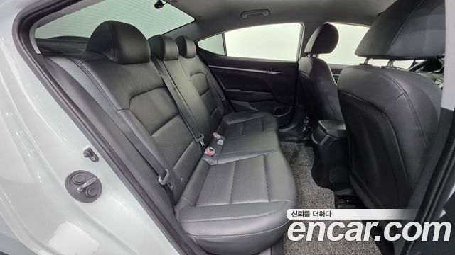 Hyundai Avante (AD) 1.6 Smart 2019 — фото 20
