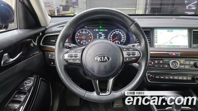 Kia K7 2.4 Worldcup Edition 2018 — фото 17