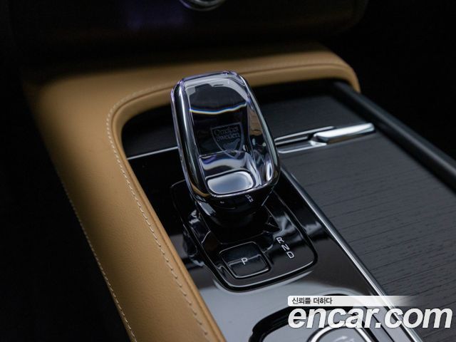 Volvo XC90 (II) B6 Ultimate Bright 2024 — фото 9