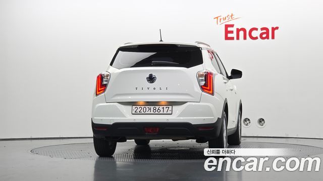 KG Mobility (SsangYong) Very New Tivoli Gasoline 1.5 2WD V3 2021 — фото 4