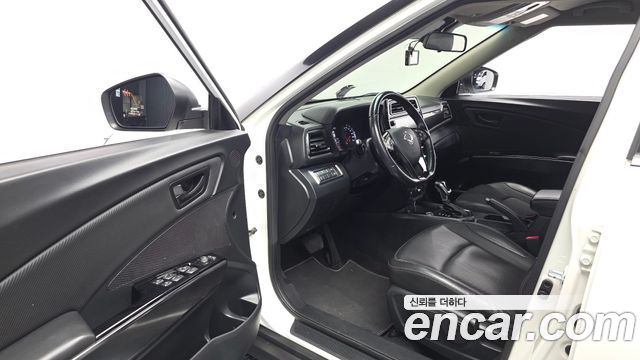 KG Mobility (SsangYong) Very New Tivoli Gasoline 1.5 2WD V3 2021 — фото 10