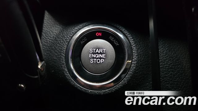KG Mobility (SsangYong) Very New Tivoli Gasoline 1.5 2WD V3 2021 — фото 27