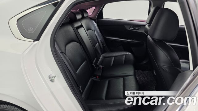Kia K3 Prestige 2020 — фото 11