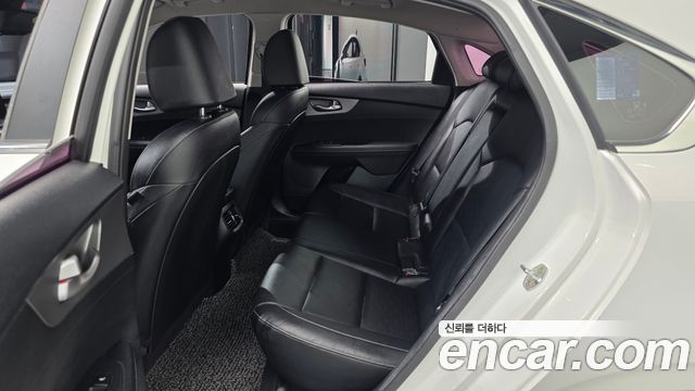 Kia K3 Prestige 2020 — фото 12