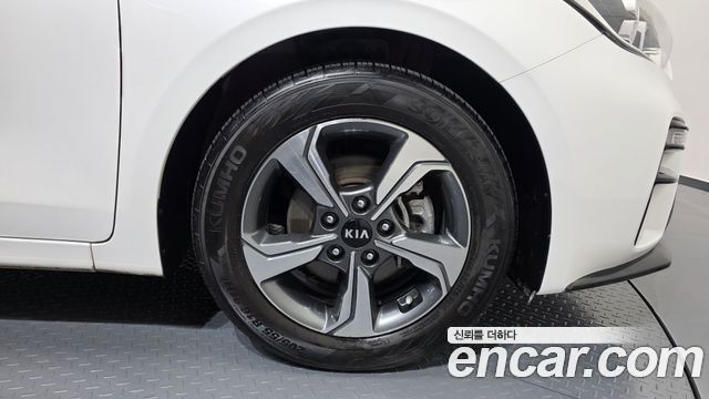 Kia K3 Prestige 2020 — фото 21
