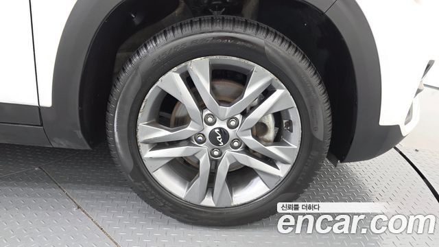 Kia Seltos Gasoline 1.6 Turbo 2WD Prestige 2023 — фото 21