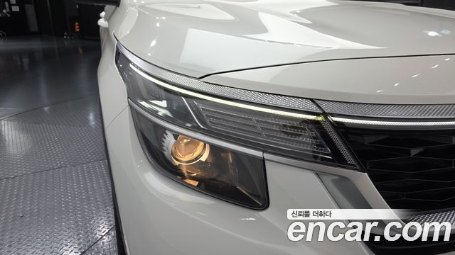 Kia Seltos Gasoline 1.6 Turbo 2WD Prestige 2023 — фото 22