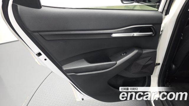 Kia Seltos Gasoline 1.6 Turbo 2WD Prestige 2023 — фото 25