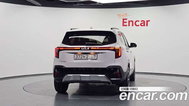 Kia Seltos Gasoline 1.6 Turbo 2WD Signature 2023 — фото 4