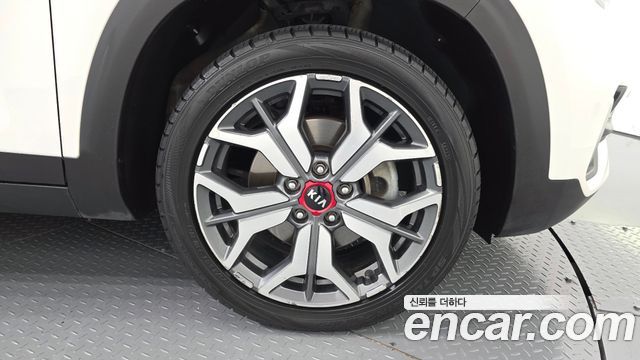 Kia Seltos Gasoline 1.6 Turbo 2WD Signature 2022 — фото 21