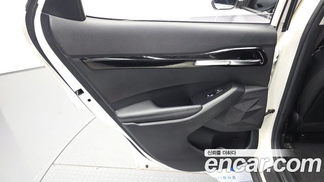 Kia Seltos Gasoline 1.6 Turbo 2WD Signature 2022 — фото 25