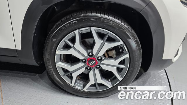 Kia Seltos Gasoline 1.6 Turbo 4WD Signature 2021 — фото 21