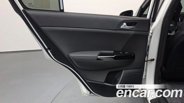Kia Sportage The Bold Diesel 2.0 2WD Inteligent 2019 — фото 25