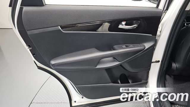 Kia Sorento Diesel 2.0 2WD Prestige 2019 — фото 25