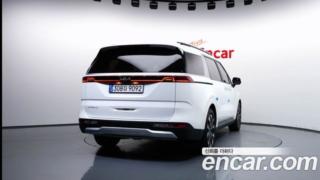 Kia Carnival (IV) Gasoline 9-Seater Prestige 2023 — фото 4