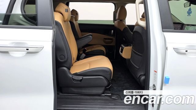 Kia Carnival (IV) Gasoline 9-Seater Prestige 2023 — фото 11