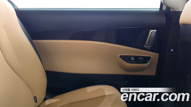 Kia Carnival (IV) Gasoline 9-Seater Prestige 2023 — фото 25