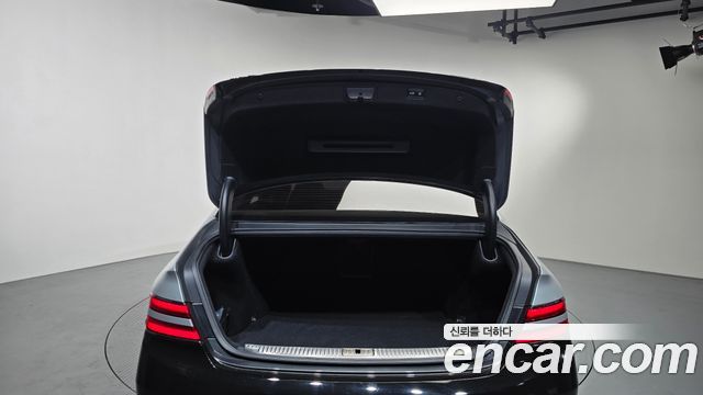 Genesis G90 3.8 AWD Prestige 2019 — фото 18